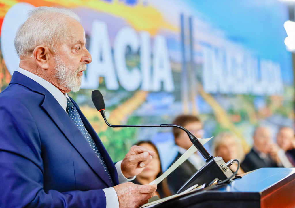 pt-convoca-militancia-para-ato-em-memoria-do-8-de-janeiro-com-video-de-lula