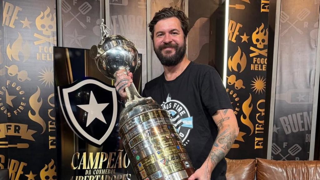 gabiru-anuncia-saida-da-botafogo-tv