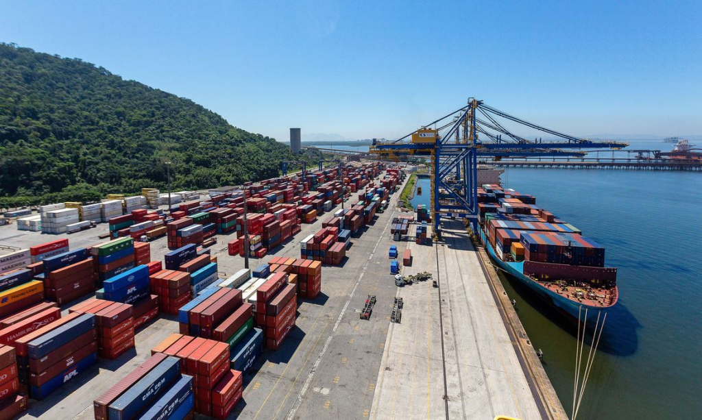 apesar-de-tarifaco,-exportacoes-do-brasil-batem-recorde-historico-e-somam-us$-349-bi-em-2025