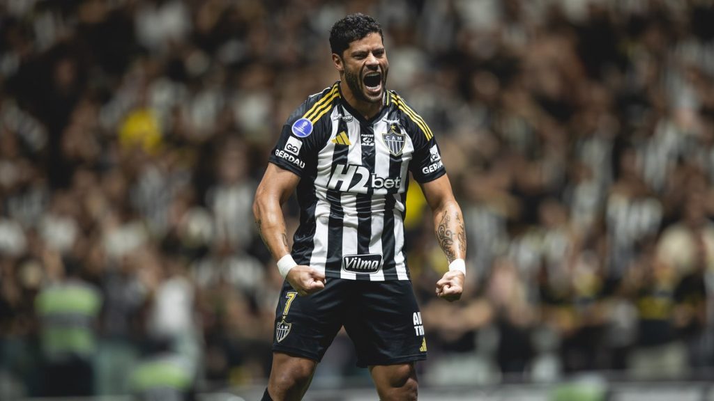 os-motivos-que-fazem-fluminense-insistir-pela-contratacao-de-hulk
