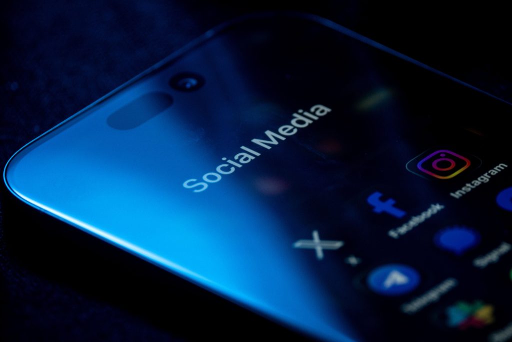 caso-master:-influencers-relatam-propostas-para-defender-o-banco-na-internet