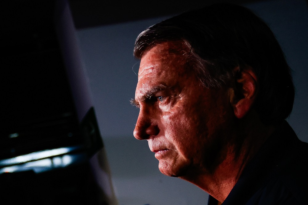 bolsonaro-volta-a-cela-na-pf-apos-passar-por-exames-em-hospital