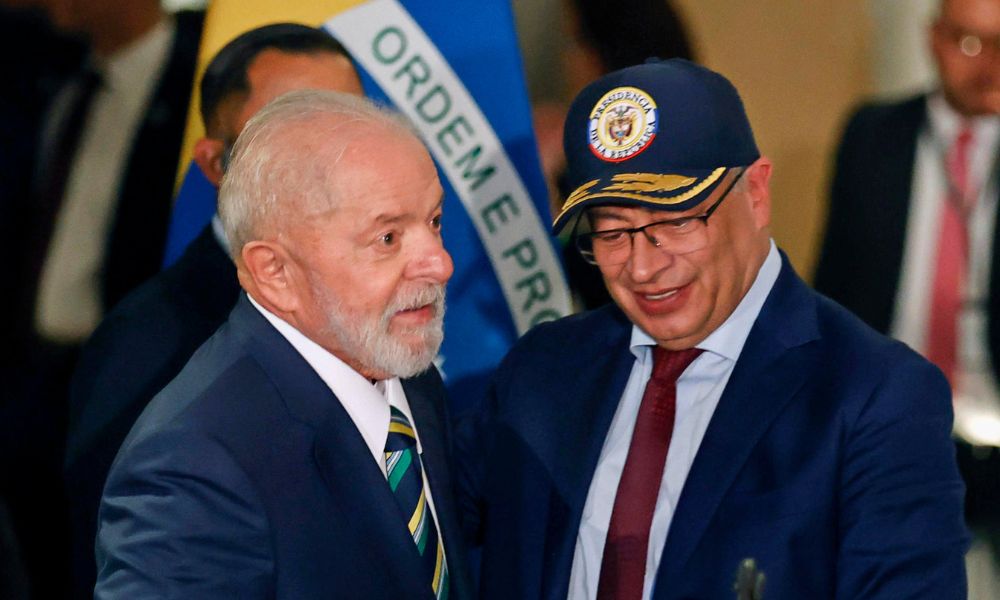 lula-e-petro-falam-no-telefone-sobre-venezuela