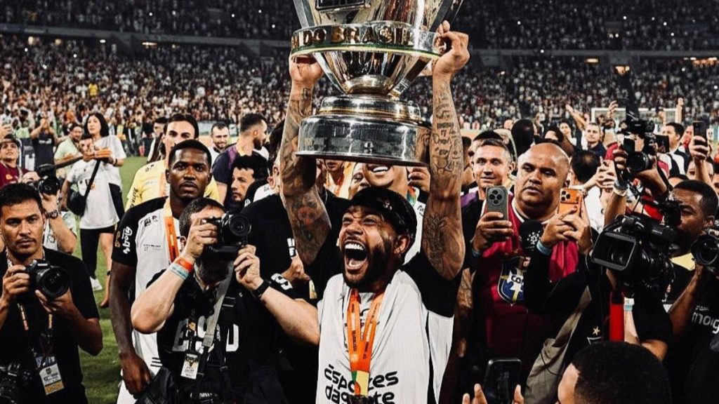 depay-fica?-paz