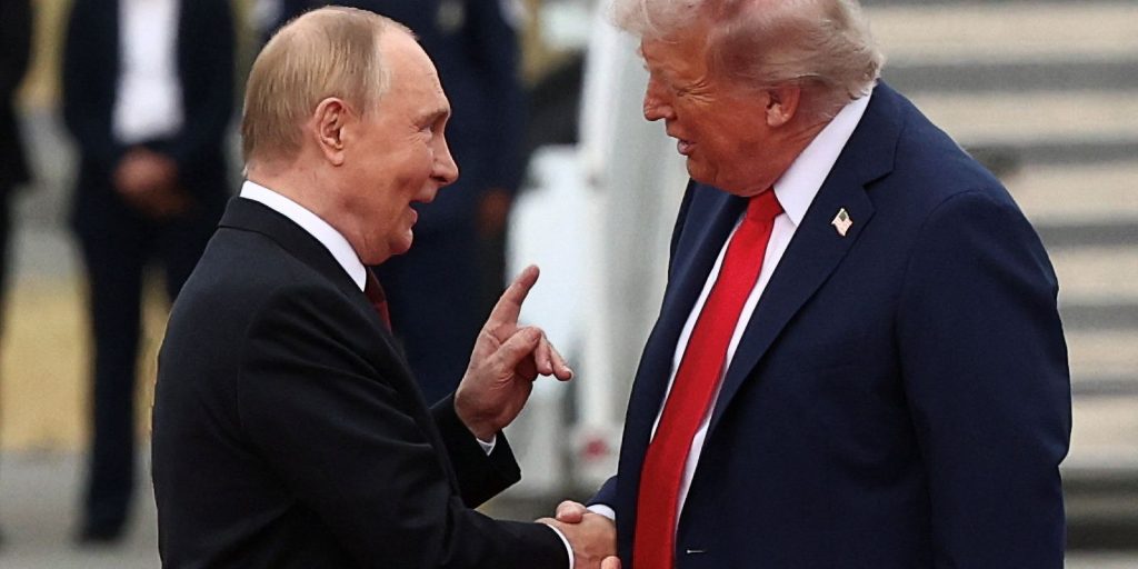 acao-de-trump-nas-americas-favorece-putin-na-ucrania,-diz-historiador