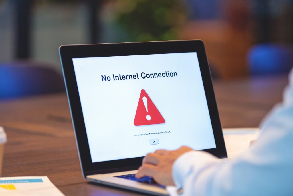 ira-tem-apagao-de-internet-e-telefone-em-meio-a-onda-de-protestos