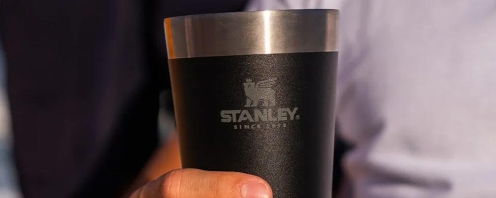 copo-stanley-em-promocao:-4-modelos-com-ate-64%-off-no-site-oficial