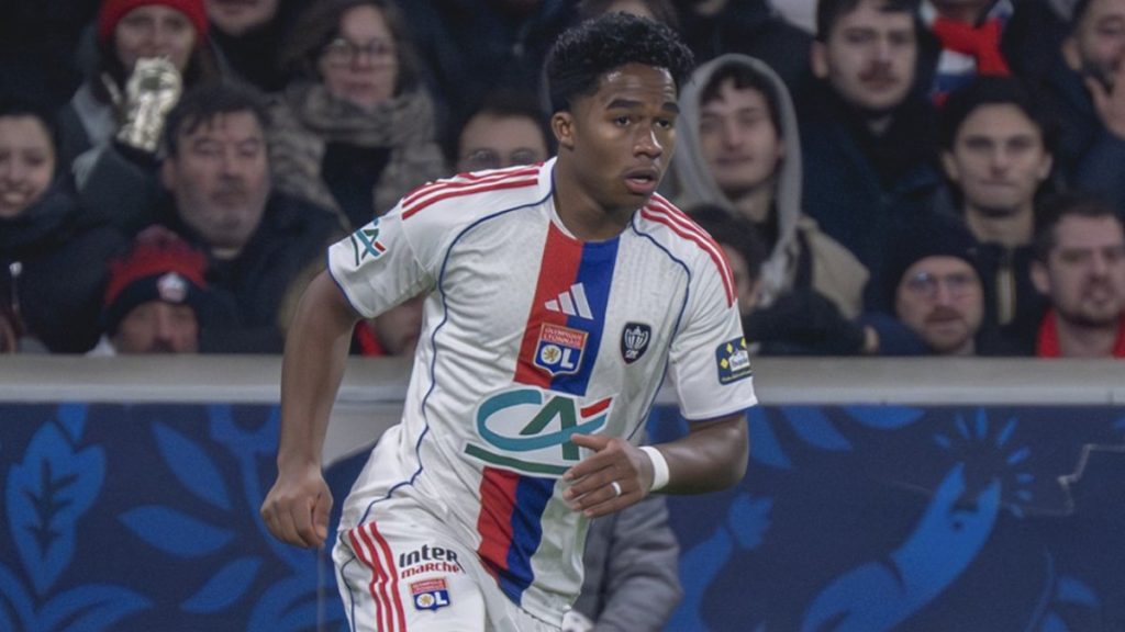 tem-estrela!-endrick-marca-em-sua-estreia-pelo-lyon