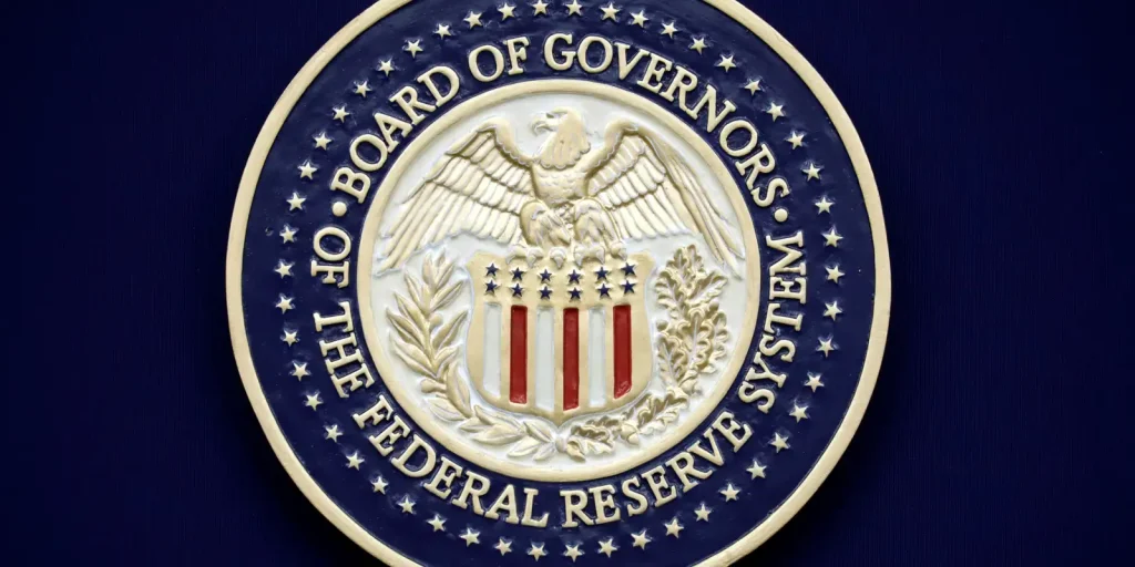 trump-usa-acusacao-criminal-como-chantagem-para-reduzir-juros,-diz-fed
