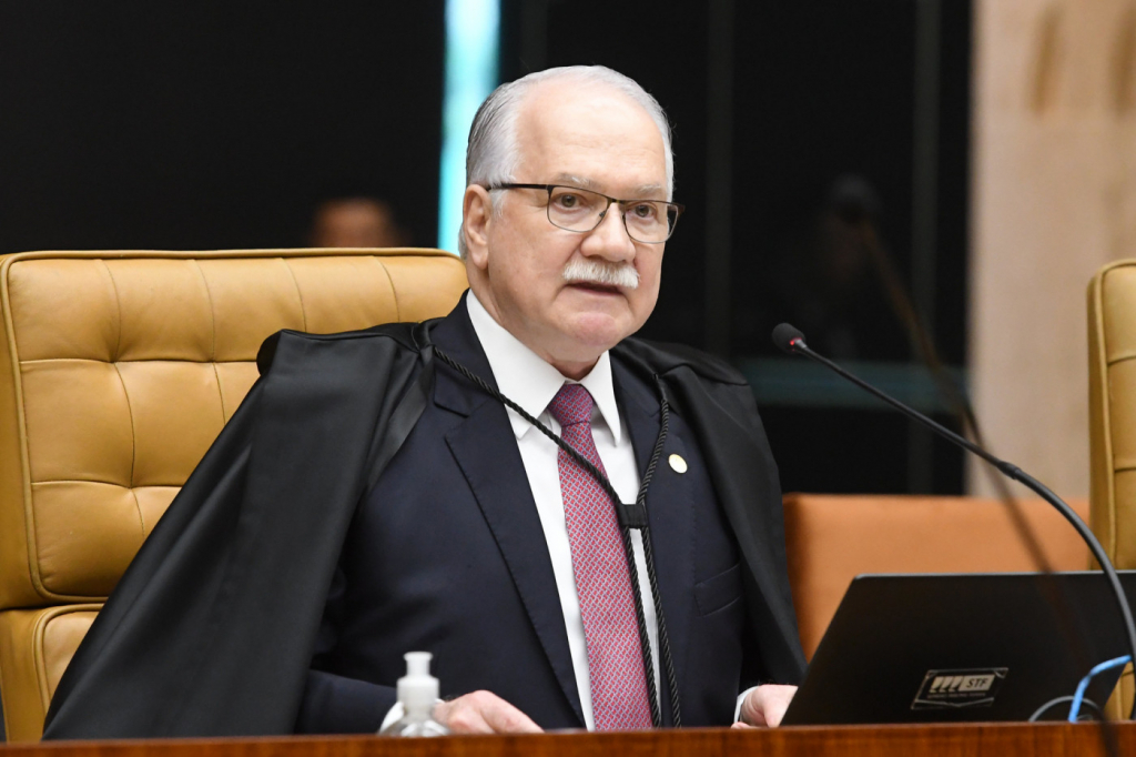 fachin-diz-que-o-stf-‘nem-sempre-se-ajuda’-e-defende-‘autolimitacao’