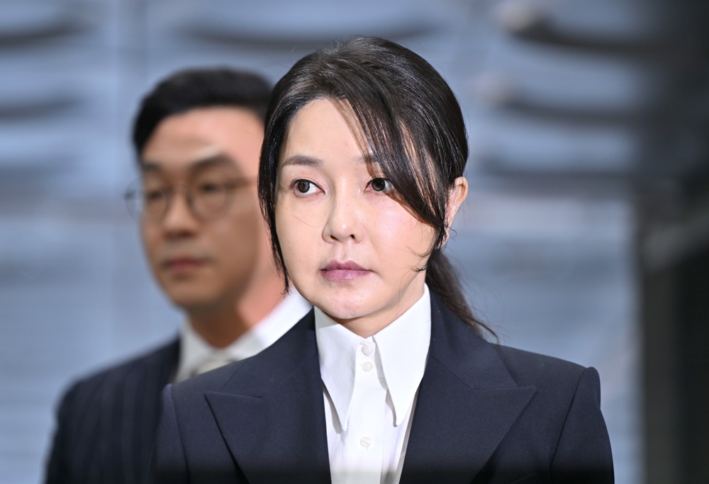 ex-primeira-dama-da-coreia-do-sul-e-condenada-por-corrupcao