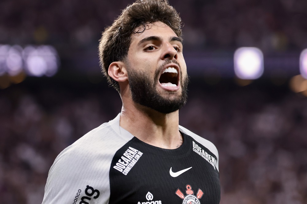 yuri-alberto-sai-do-banco,-marca-no-fim-e-evita-tropeco-do-corinthians-na-casa-do-velo-clube