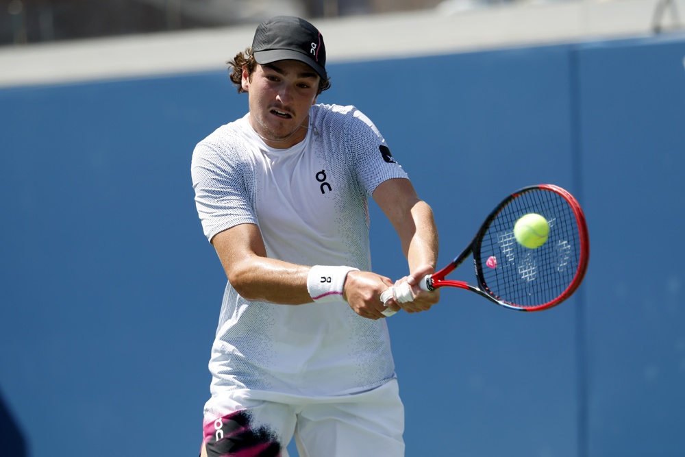joao-fonseca-perde-na-estreia-e-e-eliminado-do-australian-open