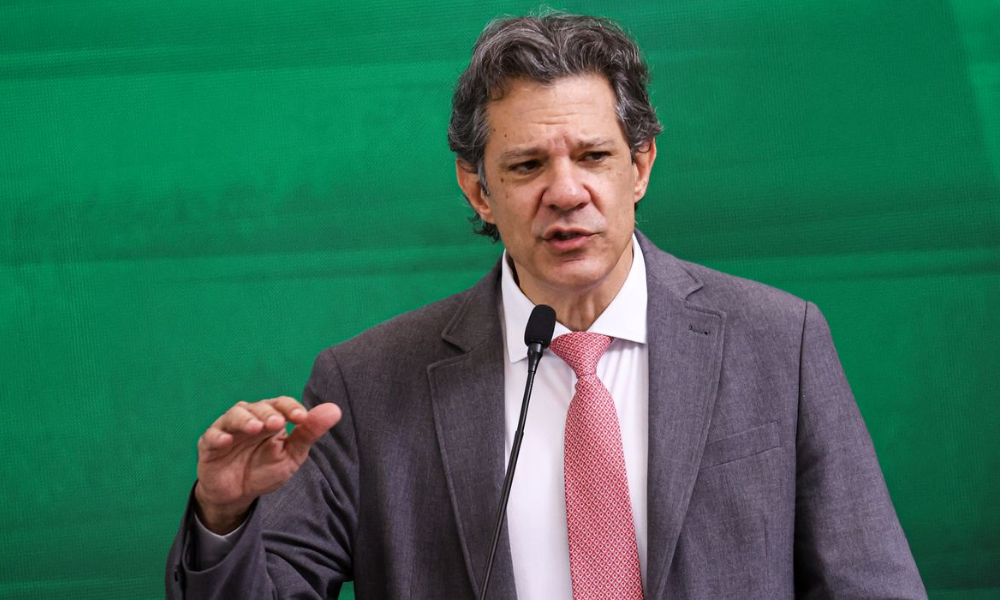 haddad-diz-que-‘problema’-do-master-surgiu-em-gestao-de-campos-neto