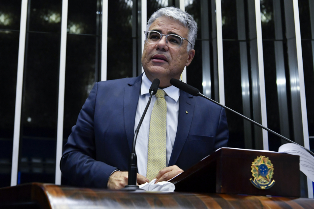 girao-pede-que-cpi-do-crime-organizado-convoque-moraes-e-esposa-para-falar-sobre-master
