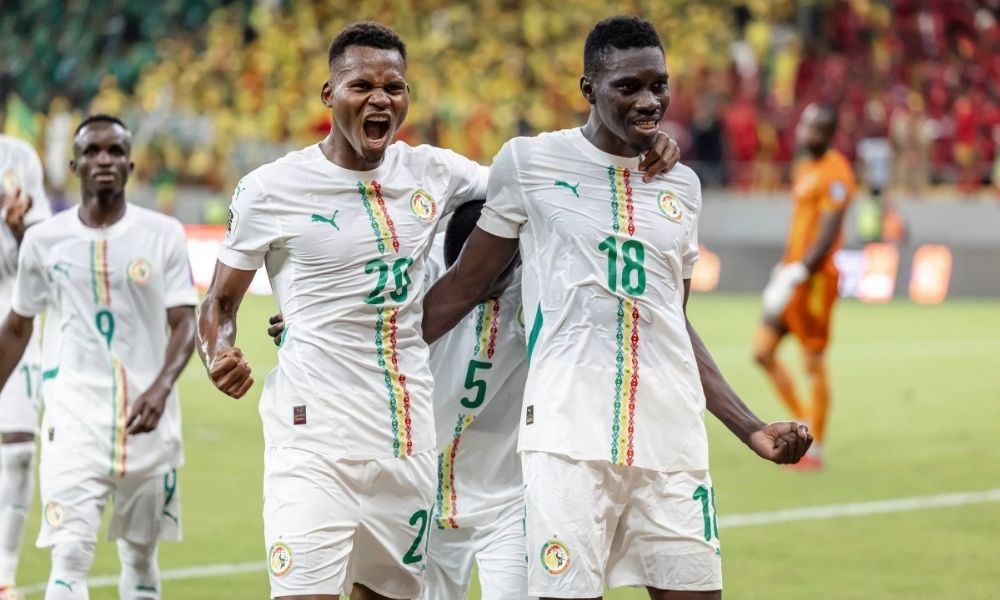 senegal-abandona-campo-na-final,-mas-retorna-e-vence-marrocos-na-final-da-copa-africana