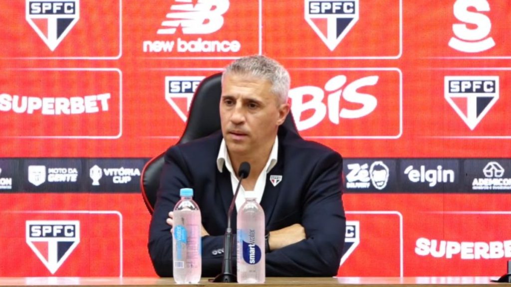 apos-vitoria,-crespo-diz-que-errou-ao-estipular-meta-no-sao-paulo