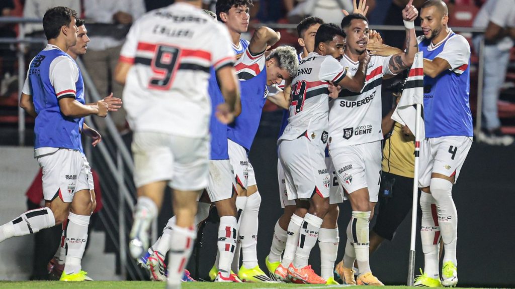 veterano-e-novato-da-casa-garantem-vitoria-do-sao-paulo