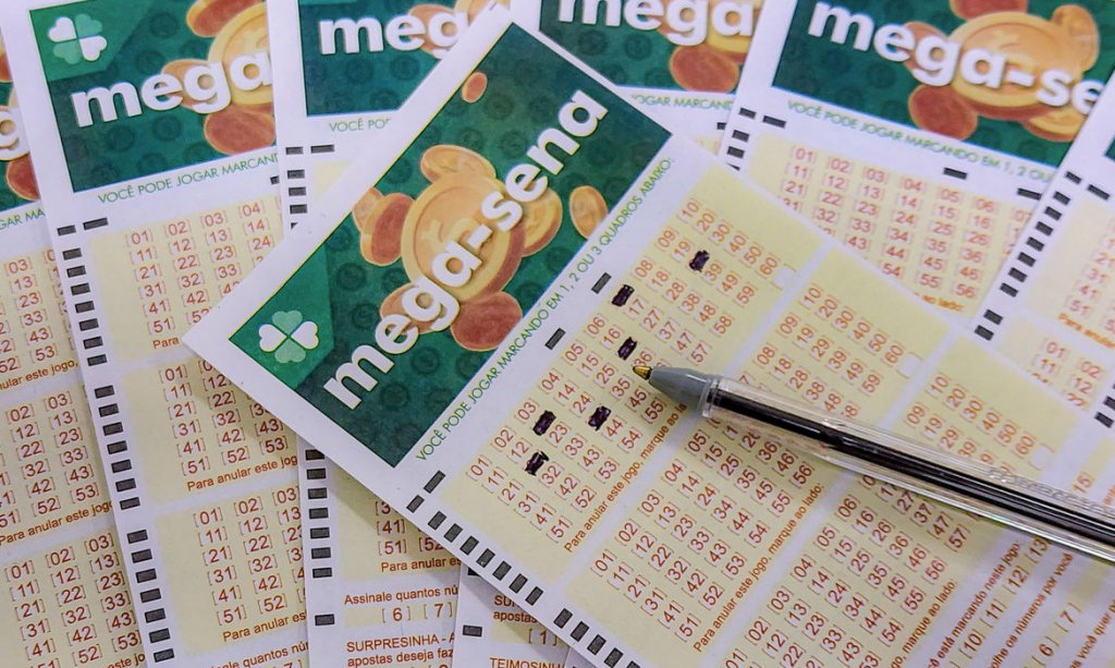 mega-sena:-premio-vai-a-r$-115-milhoes-apos-ninguem-acertar-dezenas