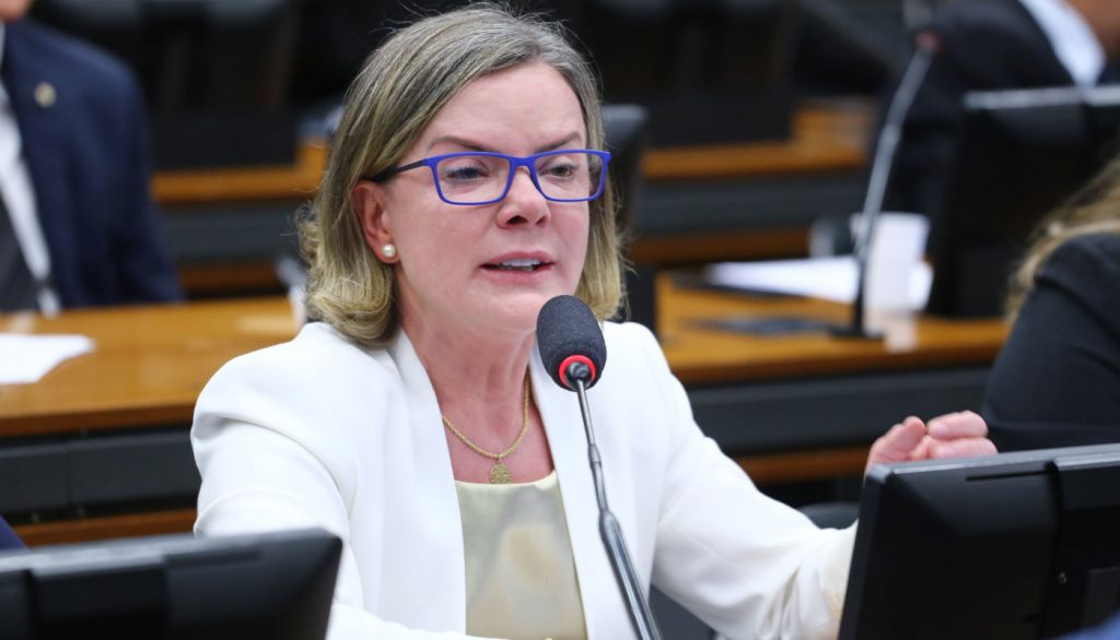 gleisi-rebate-declaracoes-de-tarcisio-e-diz-que-ele-e-‘cara-de-pau’