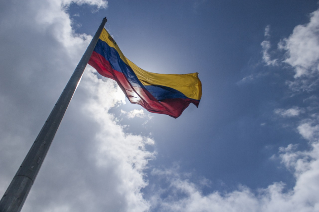 embaixador-dos-eua-chega-a-caracas-neste-sabado-para-reabrir-missao-diplomatica