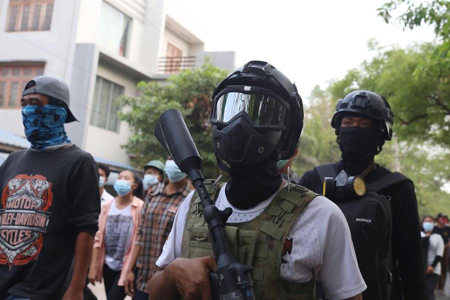 partido-militar-reivindica-vitoria-esmagadora-nas-eleicoes-de-mianmar