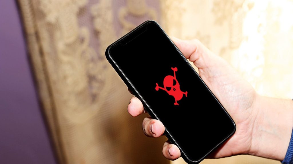 spyware-se-disfarca-de-whatsapp,-discord-e-youtube-para-roubar-dados-no-android