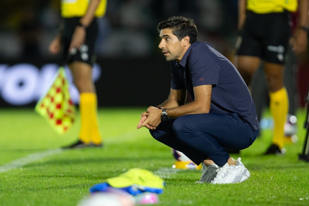 palmeiras-joga-sem-vontade-e-perde-para-o-botafogo-sp-mesmo-com-um-a-mais