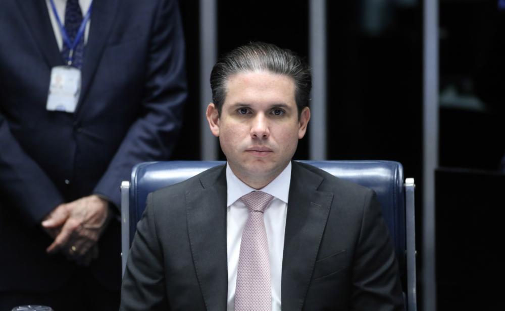 relator-da-pec-6×1-sera-indicado-no-inicio-desta-semana,-diz-hugo-motta