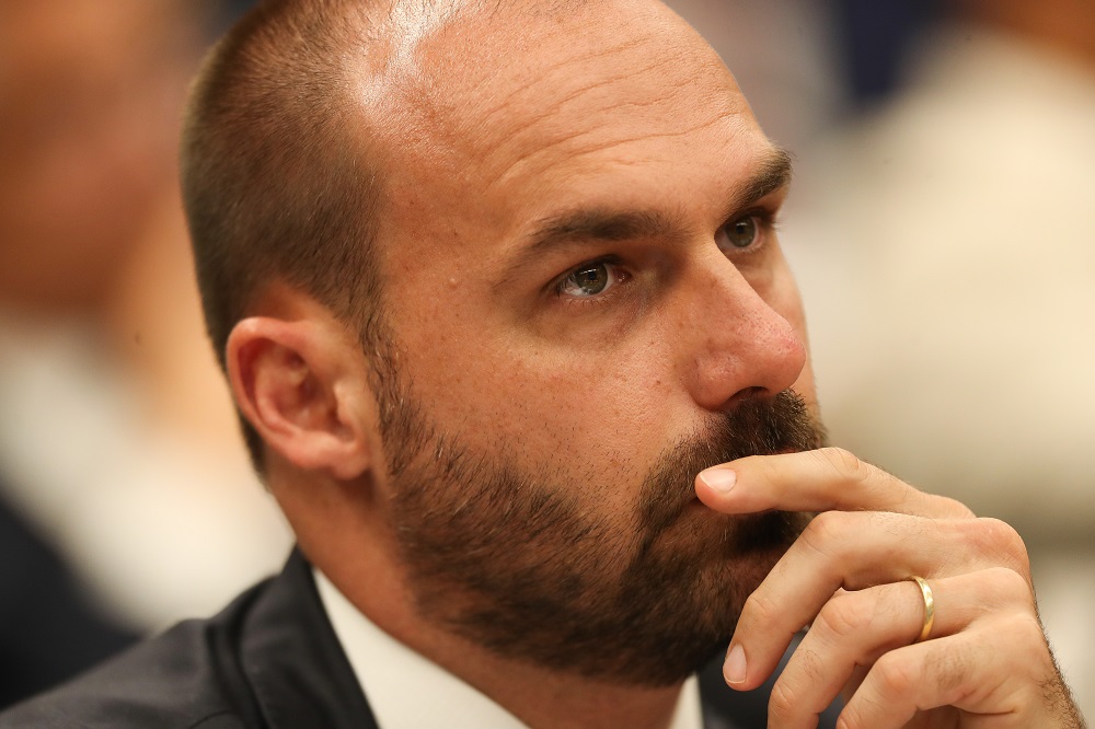stf-formaliza-abertura-de-acao-penal-contra-eduardo-bolsonaro-por-coacao