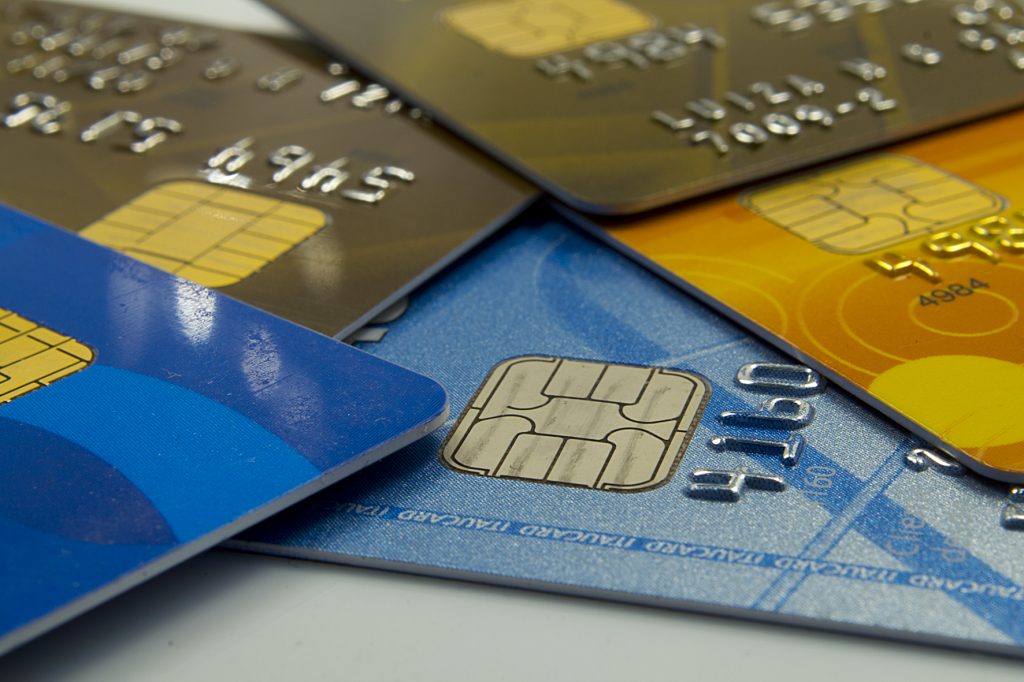 como-usar-o-cartao-de-credito-de-forma-inteligente-e-evitar-o-rotativo
