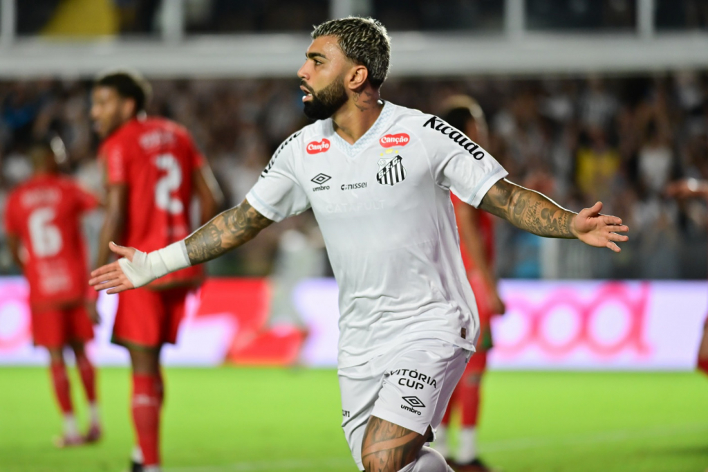 santos-atropela-velo-clube-por-6-a-0-e-vai-as-quartas-do-paulistao
