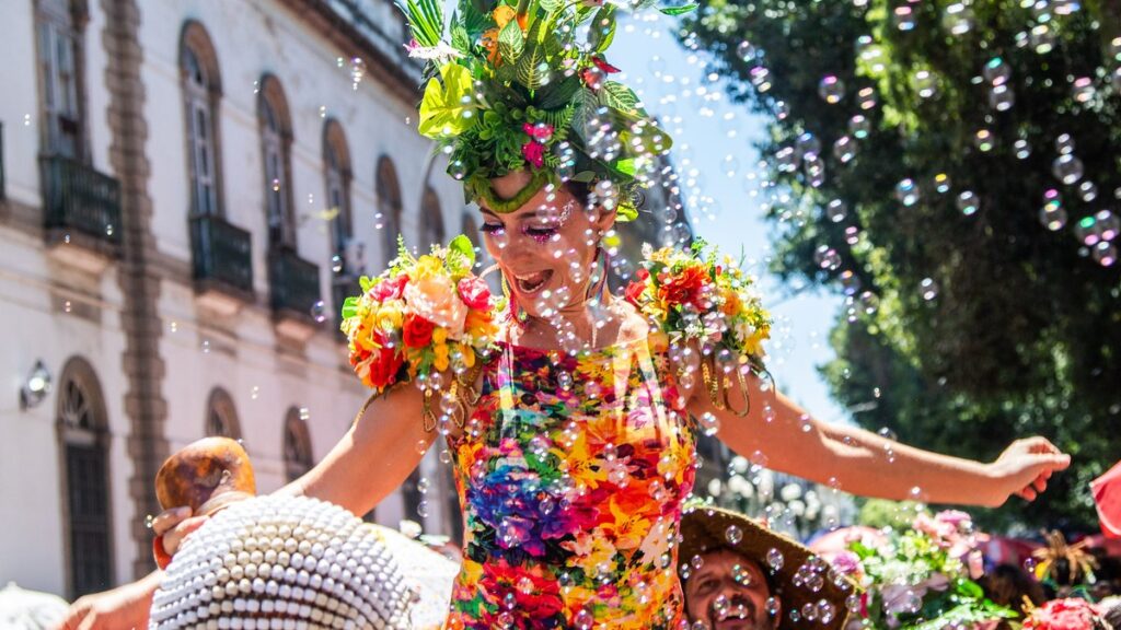 5-cuidados-para-evitar-infeccao-ocular-no-carnaval
