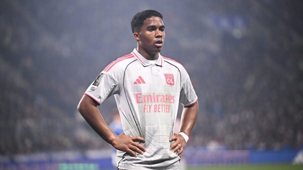 jornal-frances-detona-endrick-em-derrota-do-lyon: