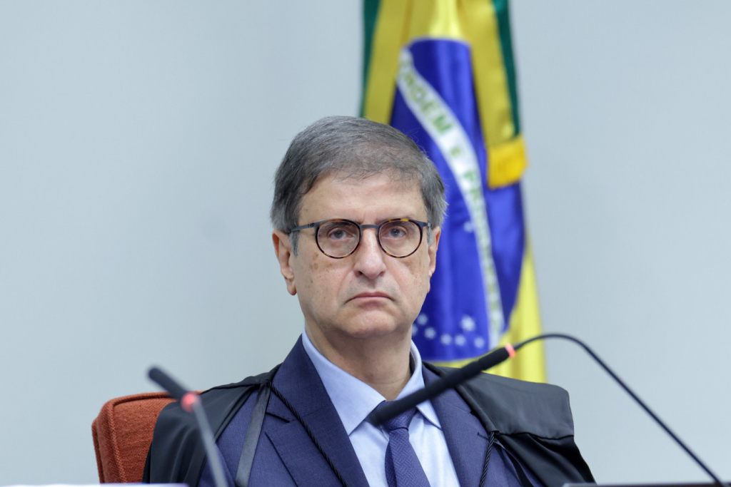 gonet-critica-decisao-de-dino-sobre-penduricalhos