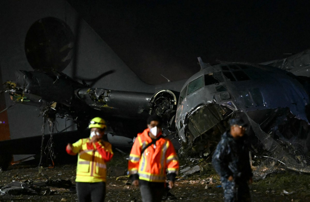 acidente-com-aviao-militar-deixa-ao-menos-15-mortos-na-bolivia