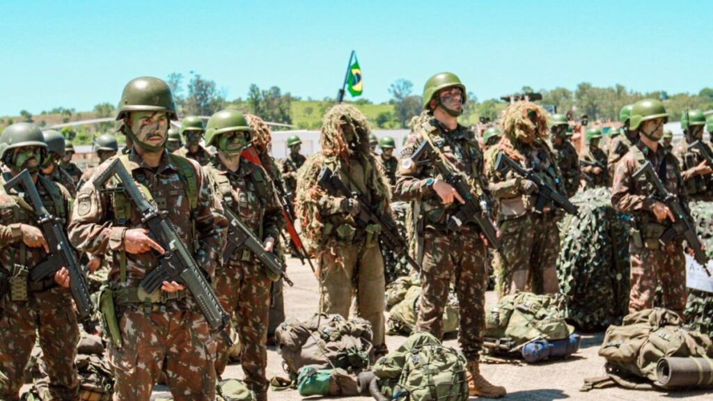 concurso-do-exercito-pode-pagar-ate-r$-13-mil;-confira-prazo