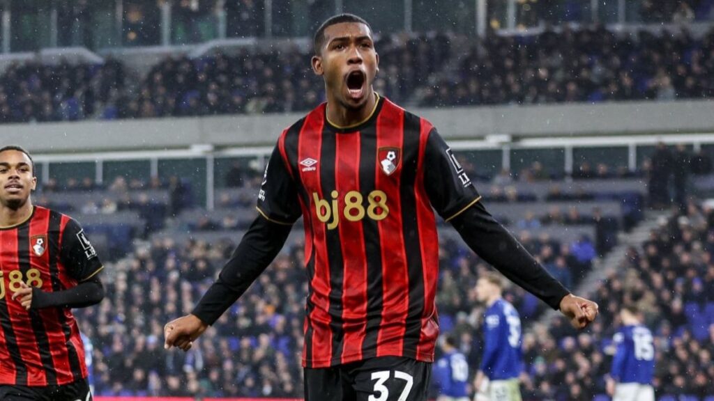 bournemouth-x-sunderland:-rayan-volta-a-marcar-na-premier?