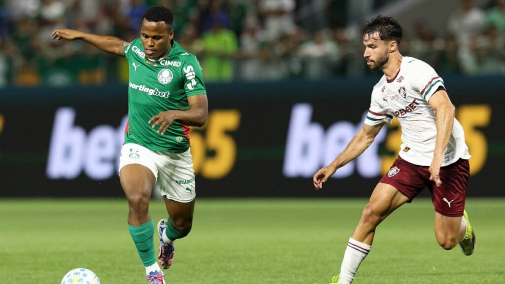 arias-ignora-vaias-e-celebra-vitoria-do-palmeiras: