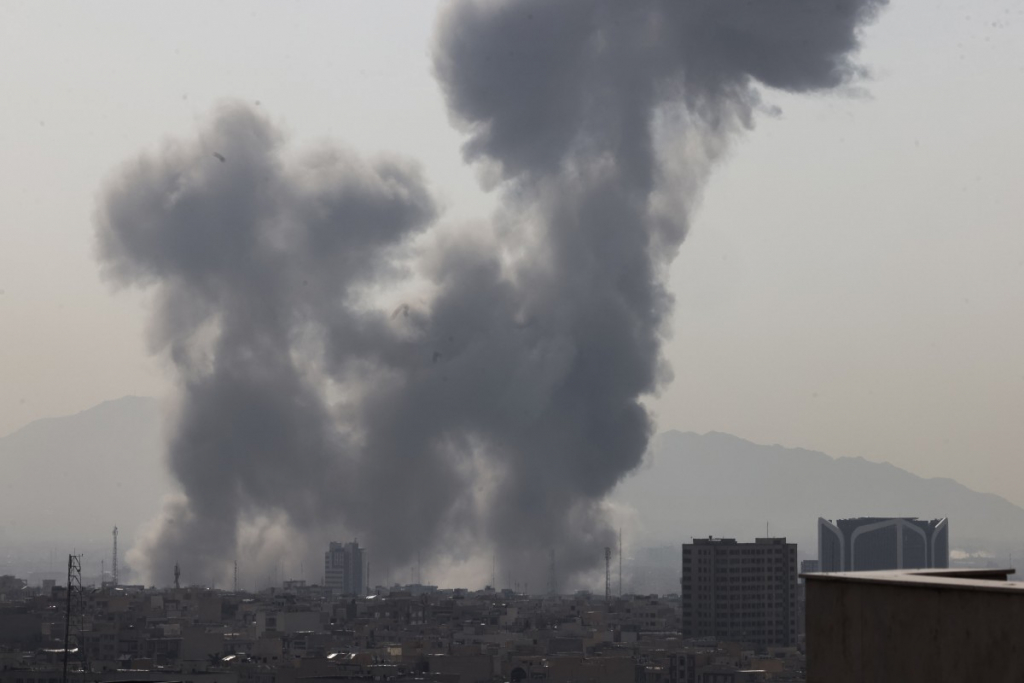 ataques-contra-o-ira:-como-o-mundo-reagiu-aos-bombardeios-de-israel-e-dos-eua