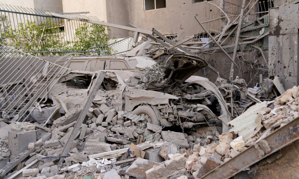 sobe-para-555-o-numero-de-mortos-no-ira-apos-ataques-de-eua-e-israel