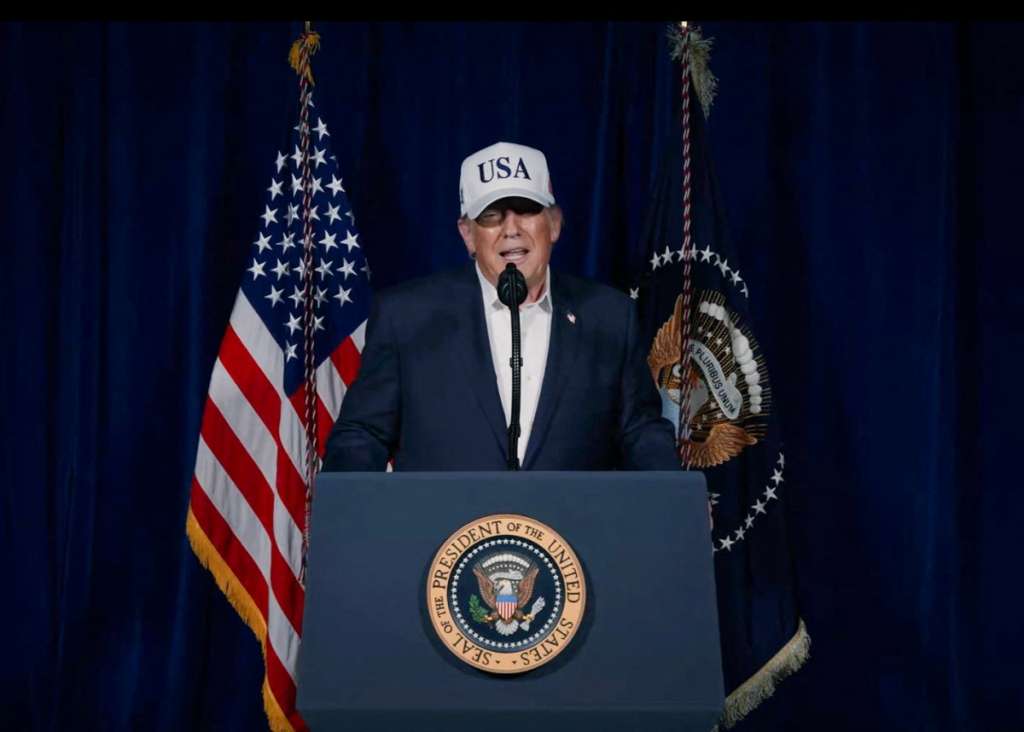 ataques-vao-continuar-ate-que-‘todos-os-nossos-objetivos-sejam-atingidos’,-diz-trump