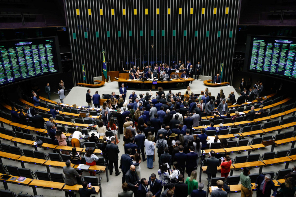 veja-as-reacoes-a-derrubada-do-veto-de-lula-ao-pl-da-dosimetria