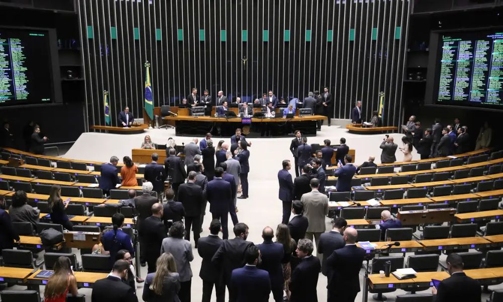 camara-derruba-veto-de-lula-a-dosimetria;-votacao-segue-para-o-senado