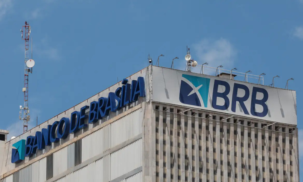 brb-anuncia-acordo-com-gestora-para-vender-r$-15-bilhoes-em-ativos-do-banco-master