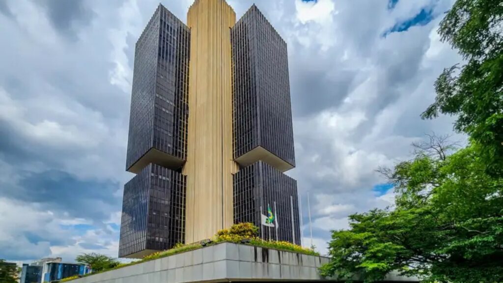 taxa-de-juros: banco-central-reduz-selic-para 14,50% ao-ano