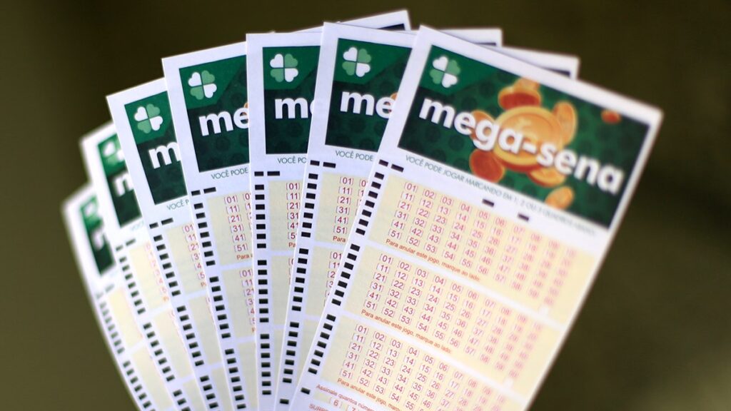 premio-da-mega-sena-acumula-e-sobe-para-r$-130-milhoes
