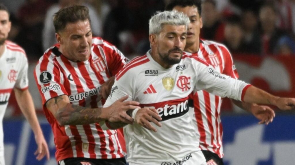 arrascaeta-vai-passar-por-cirurgia-apos-grave-lesao