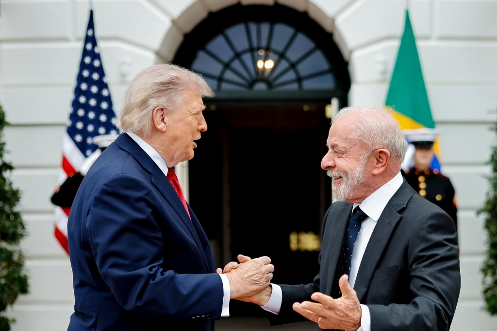 lula-pediu-ajuda-a-trump-para-prender-dono-da-refit,-alvo-da-pf-nesta-sexta