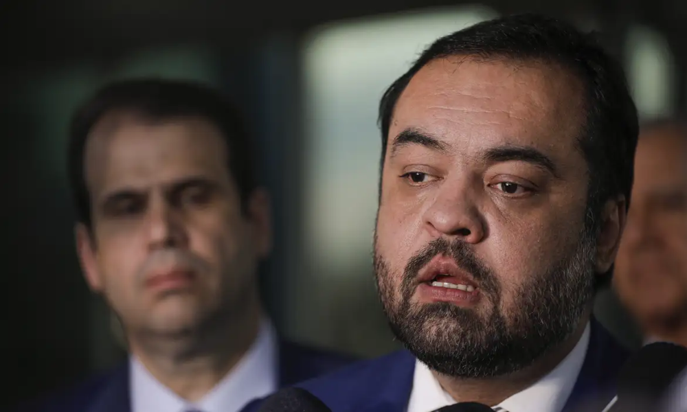 ex-governador-do-rj,-claudio-castro-e-alvo-de-operacao-da-pf